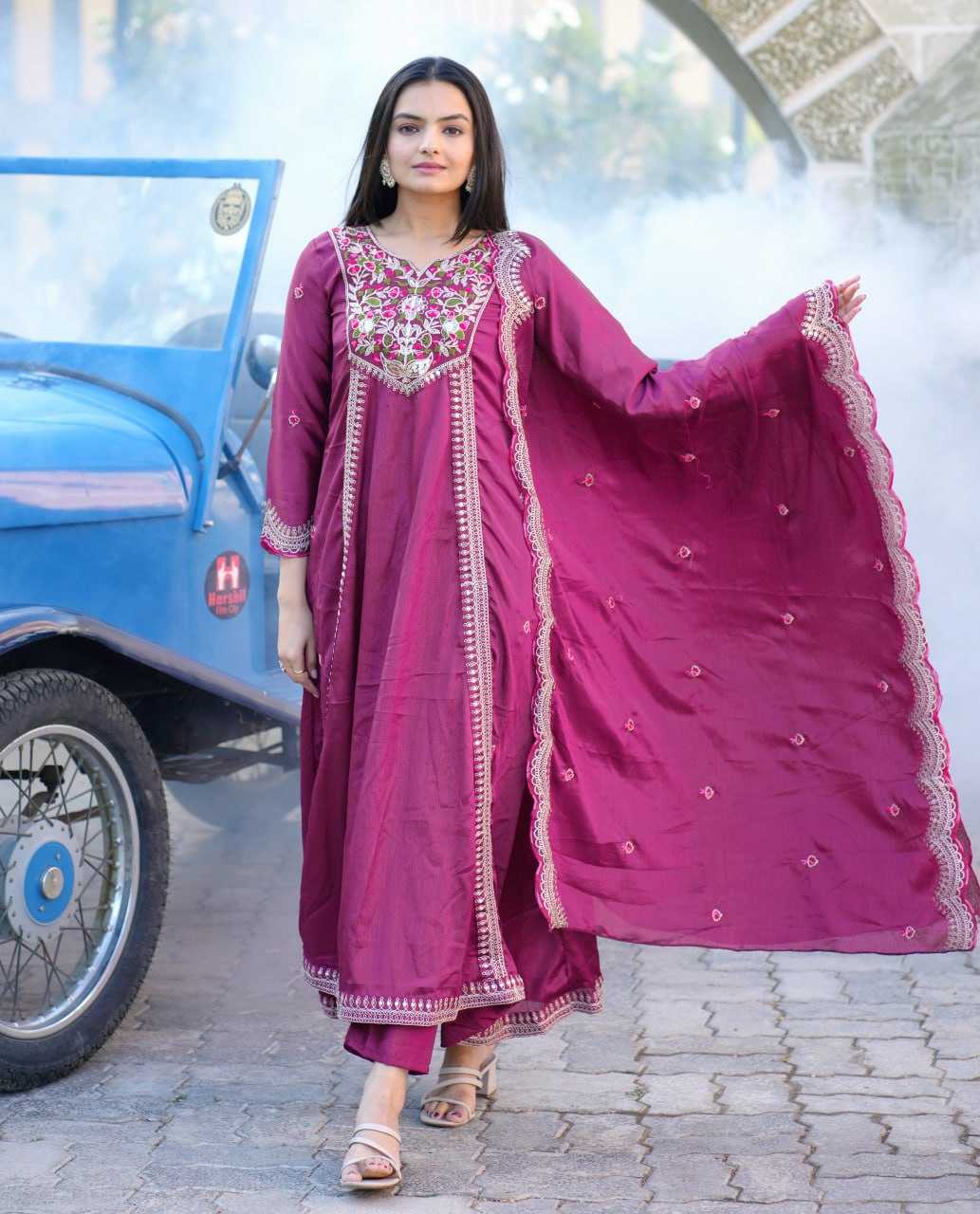 Ynf Chinon RIN232 41 Gowns Wedding Collections Festive Collections Wholesale Embroidered Gown Designer Gowns Gown With Dupatta Manufacturer