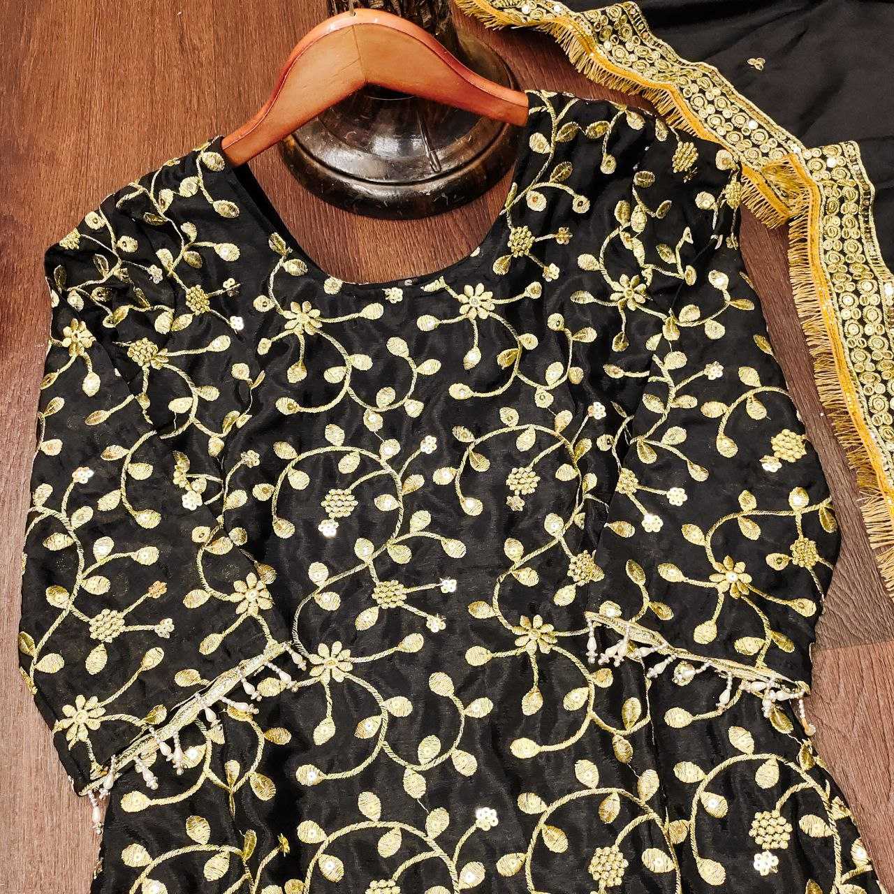 Ynf Chinon RIN232 69 Suits & Dresses Wedding Collections Festive Collections Wholesale Designer Suits Embroidered Suits Wedding Outfits Manufacturer