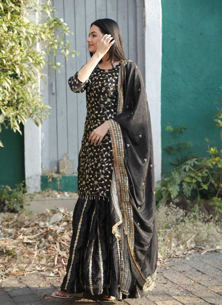 Ynf Chinon RIN232 69 Suits & Dresses Wedding Collections Festive Collections Wholesale Designer Suits Embroidered Suits Wedding Outfits Manufacturer