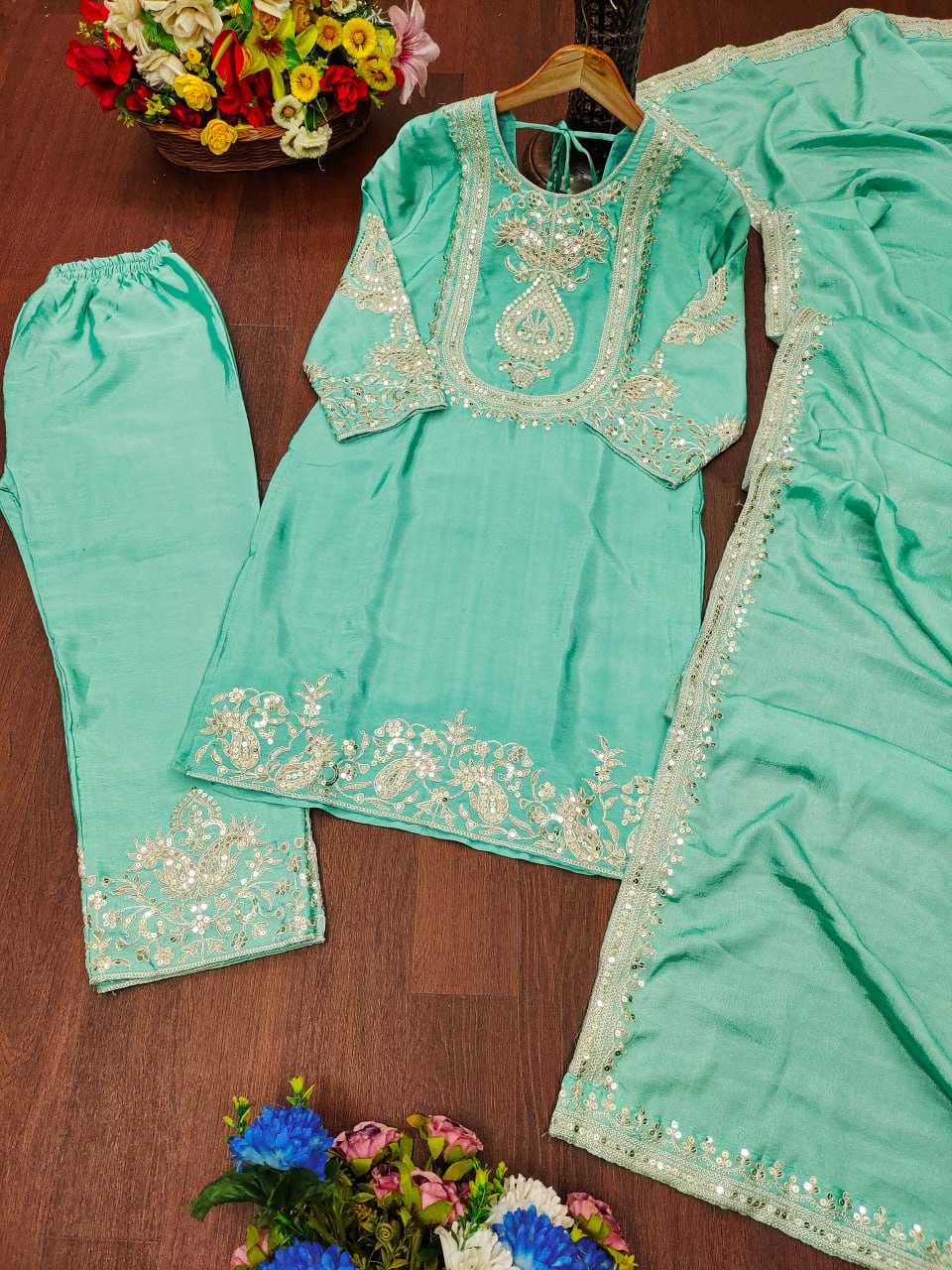 Ynf Chinon RIN232 75 Suits & Dresses Wedding Collections Festive Collections Wholesale Designer Suits Embroidered Suits Wedding Outfits Manufacturer