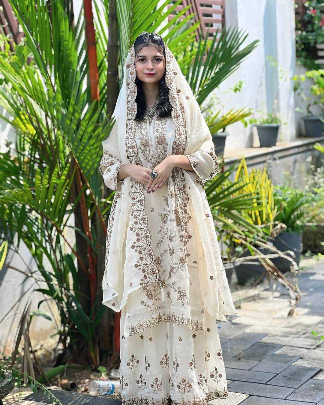 Ynf Chinon Silk KESH492 1376 Suits & Dresses Wholesale Sharara Salwar Suits Embroidery Suits White Salwar Suit Manufacturer