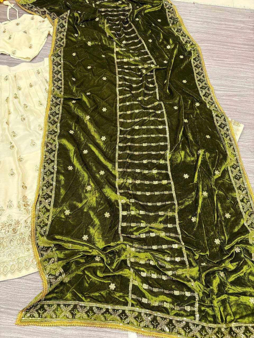 Ynf Chinon Silk KESH508 1022 Lehengas Wholesale Designer Lehenga Traditional Lehenga Embroidered Lehenga Manufacturer