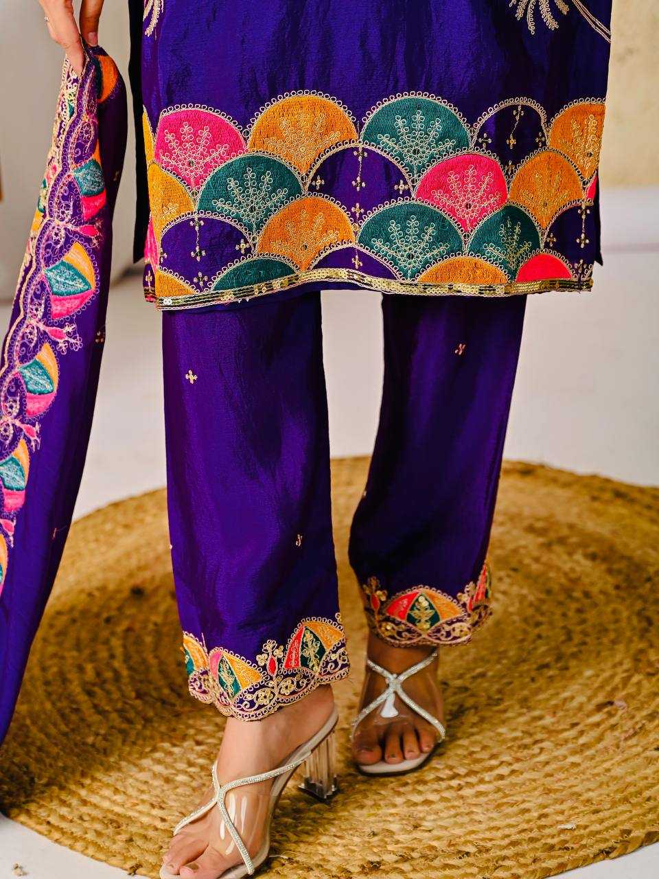 Ynf Chinon Silk KESH528 4001 Suits & Dresses Wholesale Embroidery Suits Party wear suits Silk Suits Manufacturer
