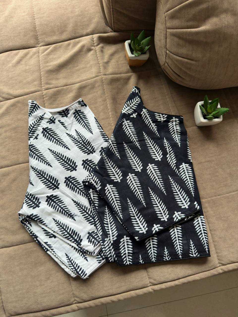 Ynf Cotton KESH437 Ajrakh-Black N White Readymade Blouses Festive Collections Wholesale Blouse Designer Blouse Onam Collections Manufacturer