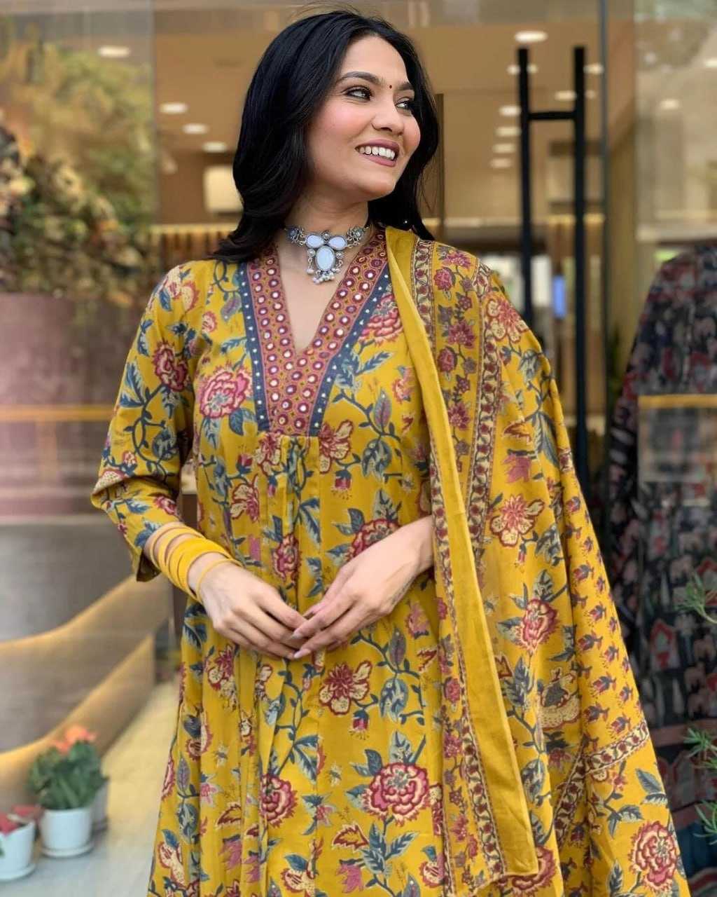 Ynf Cotton KESH519 2954 Suits & Dresses Wedding Collections Festive Collections Wholesale Printed Suits Cotton Suits Embroidered Suits Manufacturer