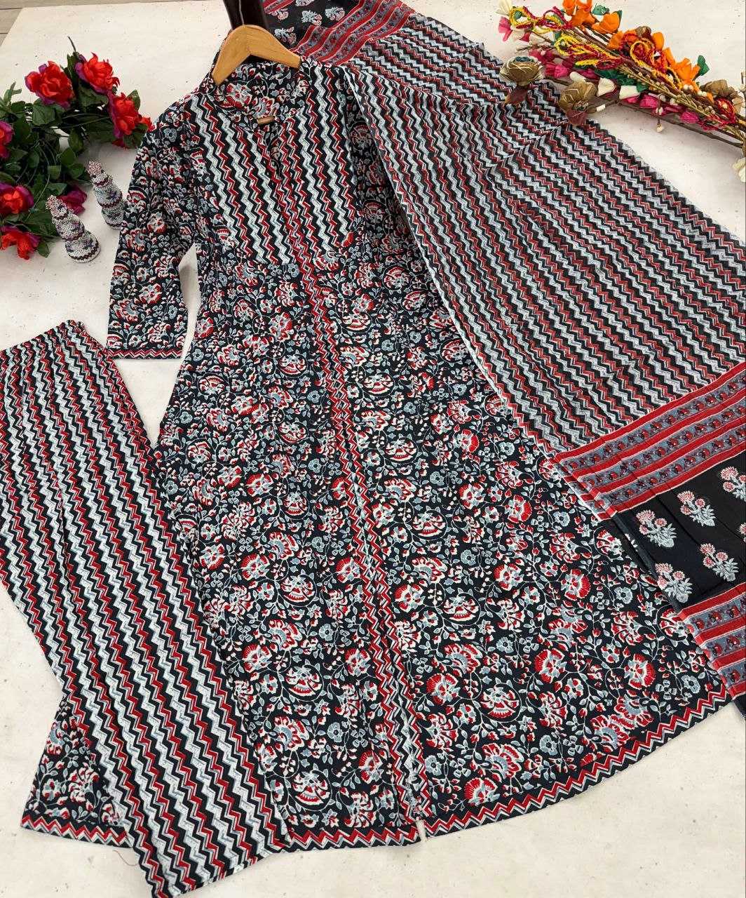 Ynf Cotton KESH536 MALMAL Suits & Dresses Wholesale Printed Suits Cotton Suits Anarkali Suits Manufacturer