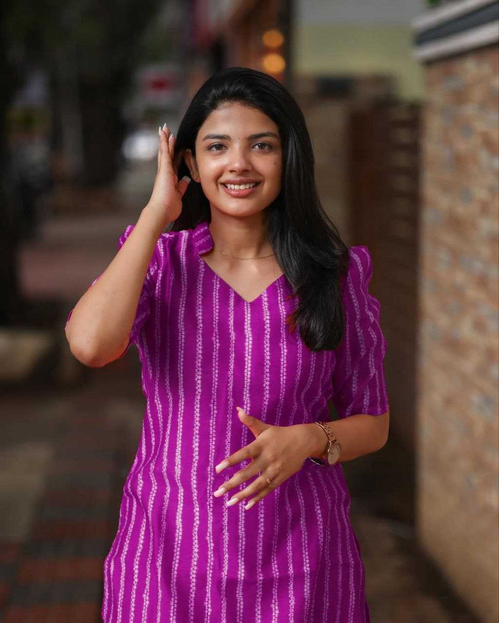 Ynf Cotton KESH552 81 Kurti Wholesale Casual Kurtis Workwear Kurtis Party Wear Kurtis Printed Kurtis Manufacturer