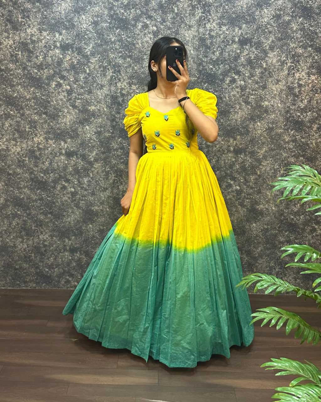 Ynf Cotton RIN102 112 Gowns Wholesale Fancy Gowns Long Gowns Work Gowns Manufacturer