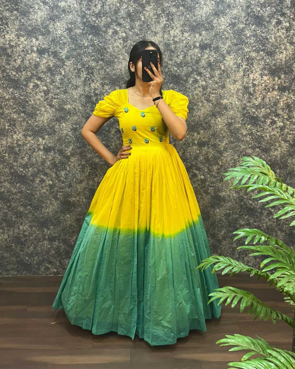 Ynf Cotton RIN102 112 Gowns Wholesale Fancy Gowns Long Gowns Work Gowns Manufacturer