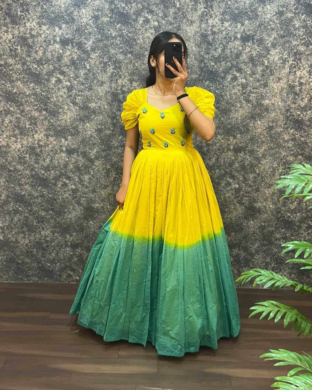 Ynf Cotton RIN102 112 Gowns Wholesale Fancy Gowns Long Gowns Work Gowns Manufacturer