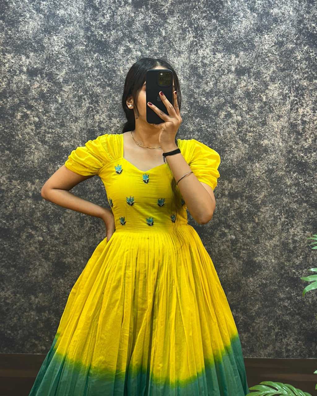 Ynf Cotton RIN102 112 Gowns Wholesale Fancy Gowns Long Gowns Work Gowns Manufacturer