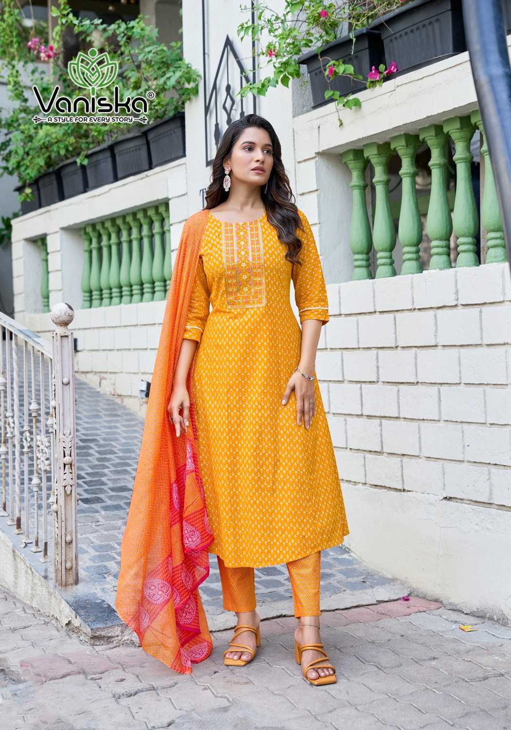 Ynf Cotton RIN190 VANISKA-COTTON PLUS VOL.2 Setwise Collections Wholesale Gowns Catalogs Manufacturer