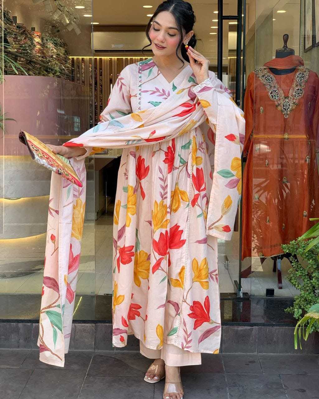 Ynf Cotton RIN222 BS-91 Gowns Festive Collections Wholesale Embroidery Gowns Designer Gowns Onam Collections Manufacturer