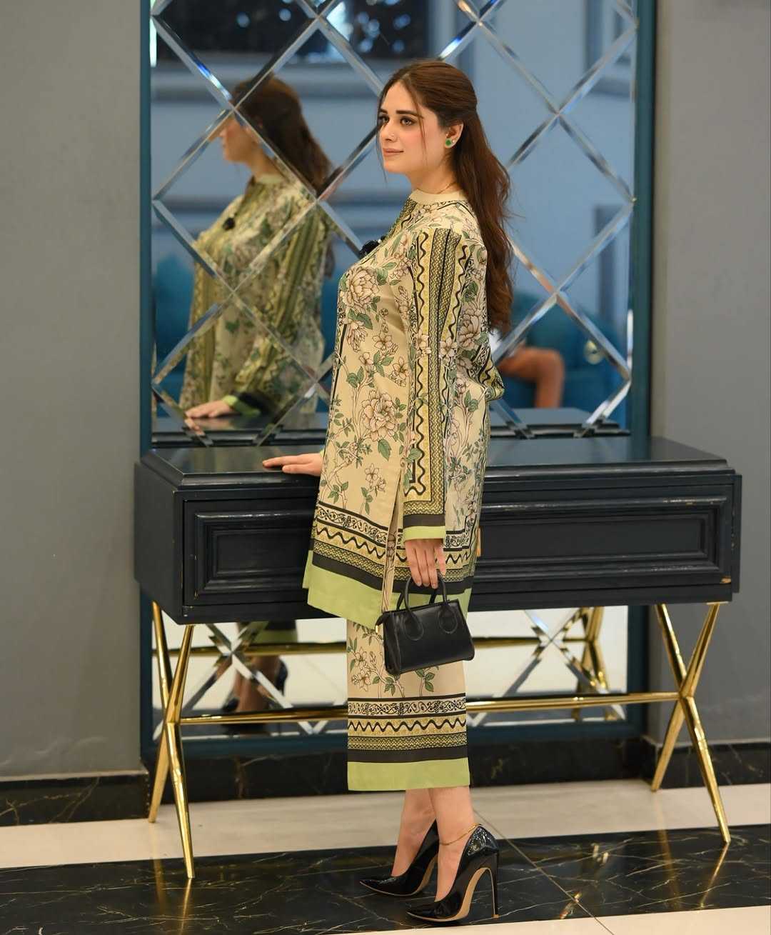 Ynf Crepe RIN197 4942 Suits & Dresses Wholesale Ladies Suits Party wear suits Designer Suits Manufacturer