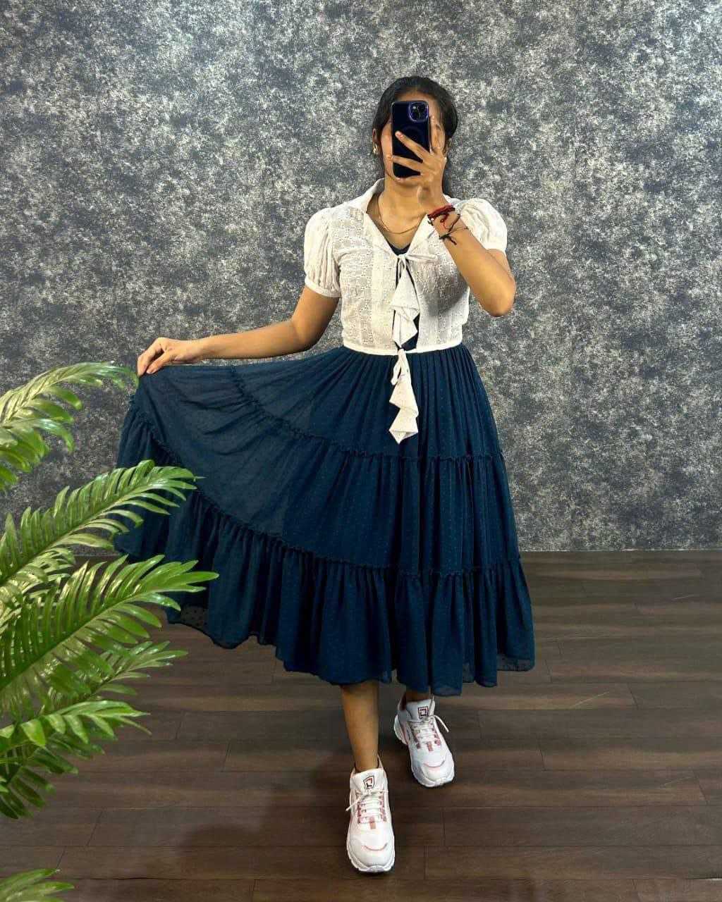 Ynf Crepe RIN220 AJNU Gowns Wholesale Printed Gowns Party Gowns Indo-Western Gown With Jacket Manufacturer