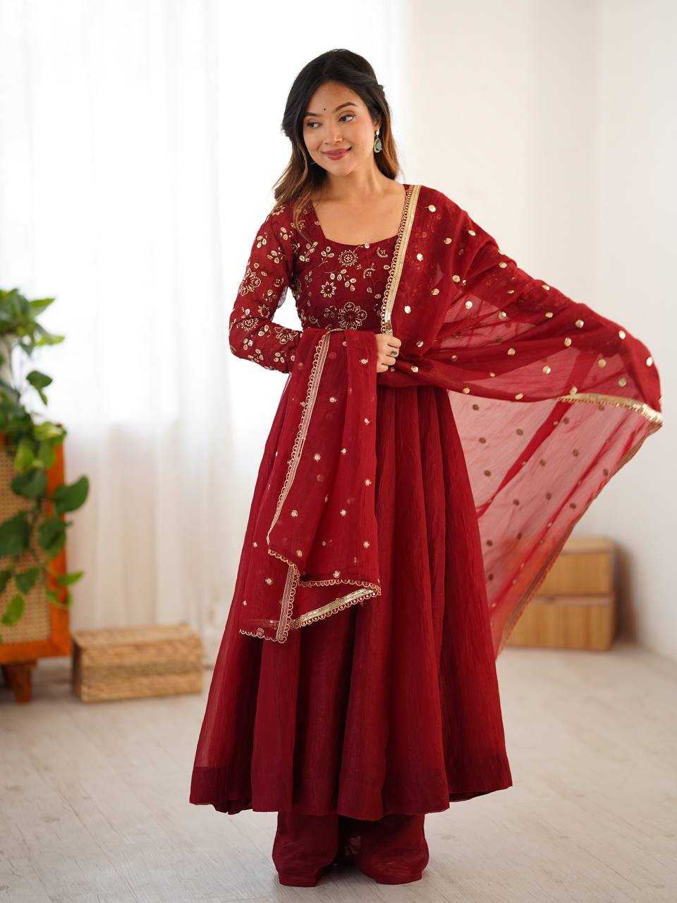 Ynf Crunchi KESH499 5290 Gowns Wholesale Party Wear Gowns Designer Gowns Manufacturer