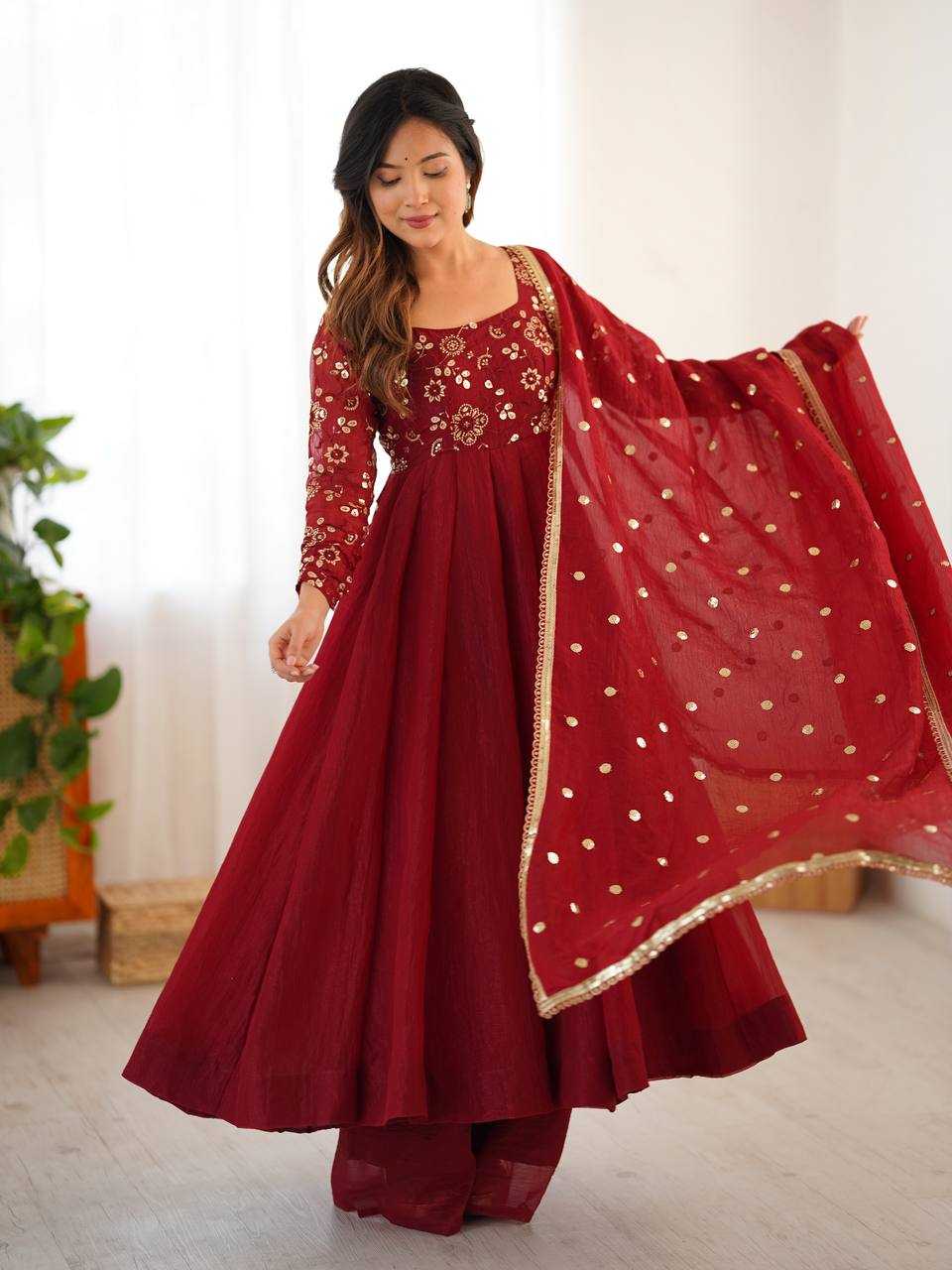 Ynf Crunchi KESH499 5290 Gowns Wholesale Party Wear Gowns Designer Gowns Manufacturer