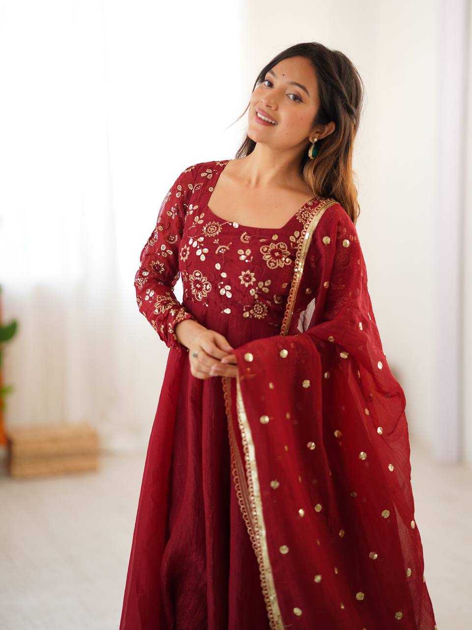 Ynf Crunchi KESH499 5290 Gowns Wholesale Party Wear Gowns Designer Gowns Manufacturer