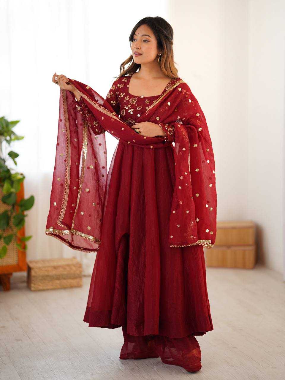 Ynf Crunchi KESH499 5290 Gowns Wholesale Party Wear Gowns Designer Gowns Manufacturer