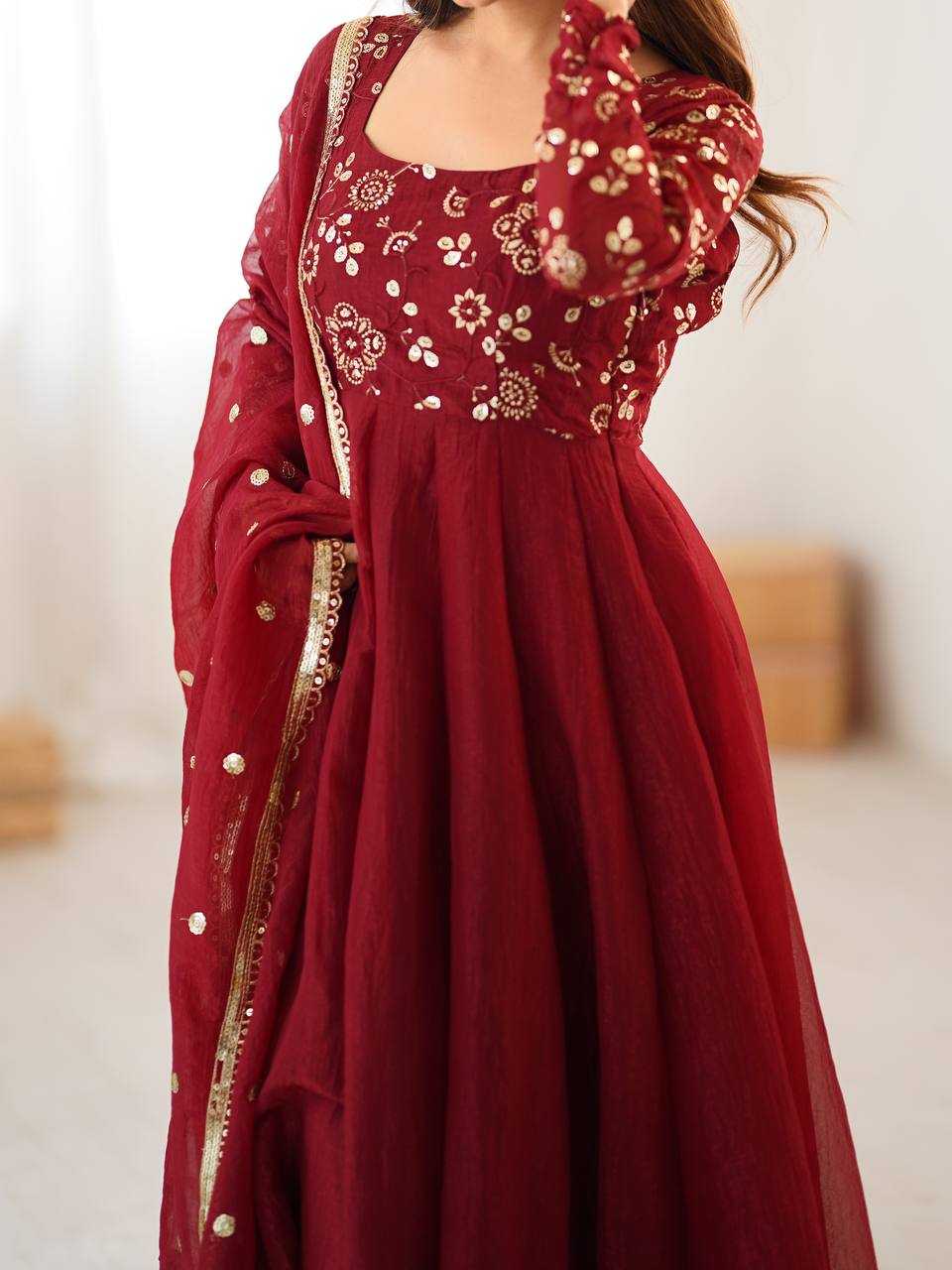 Ynf Crunchi KESH499 5290 Gowns Wholesale Party Wear Gowns Designer Gowns Manufacturer