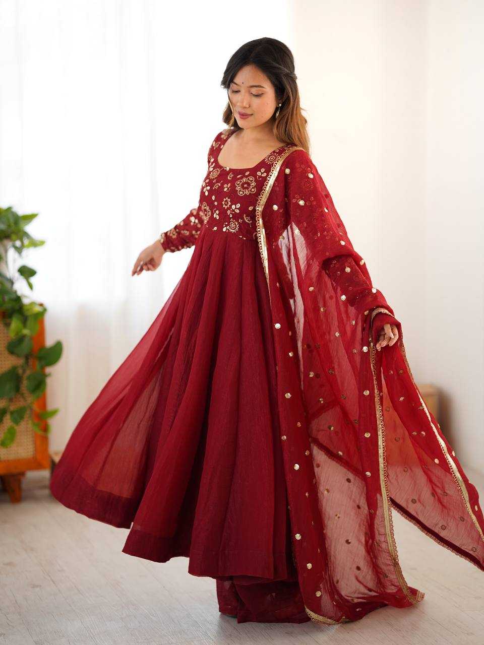 Ynf Crunchi KESH499 5290 Gowns Wholesale Party Wear Gowns Designer Gowns Manufacturer