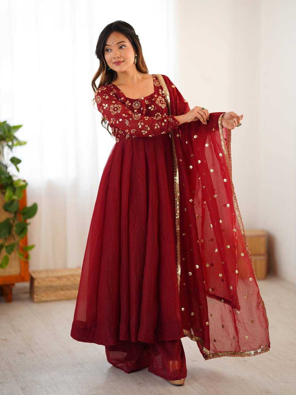 Ynf Crunchi KESH499 5290 Gowns Wholesale Party Wear Gowns Designer Gowns Manufacturer