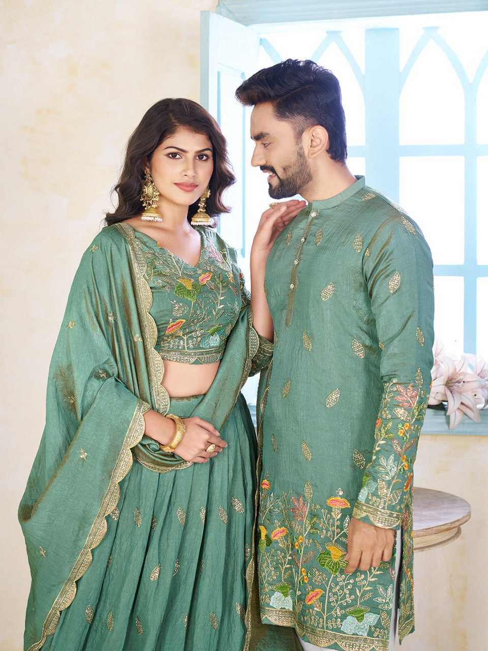 Ynf Crunchi RIN131 05 Couple Wear Wholesale Couple Matching Ethnic Outfits Manufacturer
