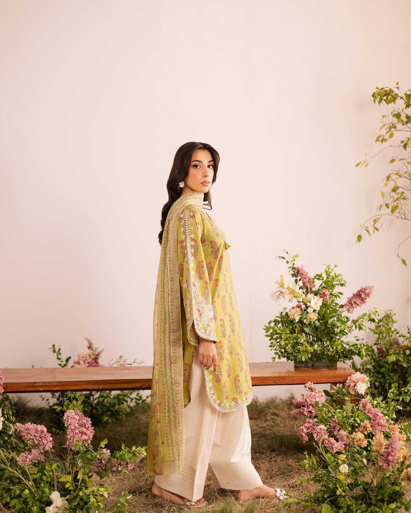 Ynf Fancy KESH523 295 Suits & Dresses Wholesale Ladies Suits Kashmiri Suits Printed Suits Embroidery Suits Manufacturer