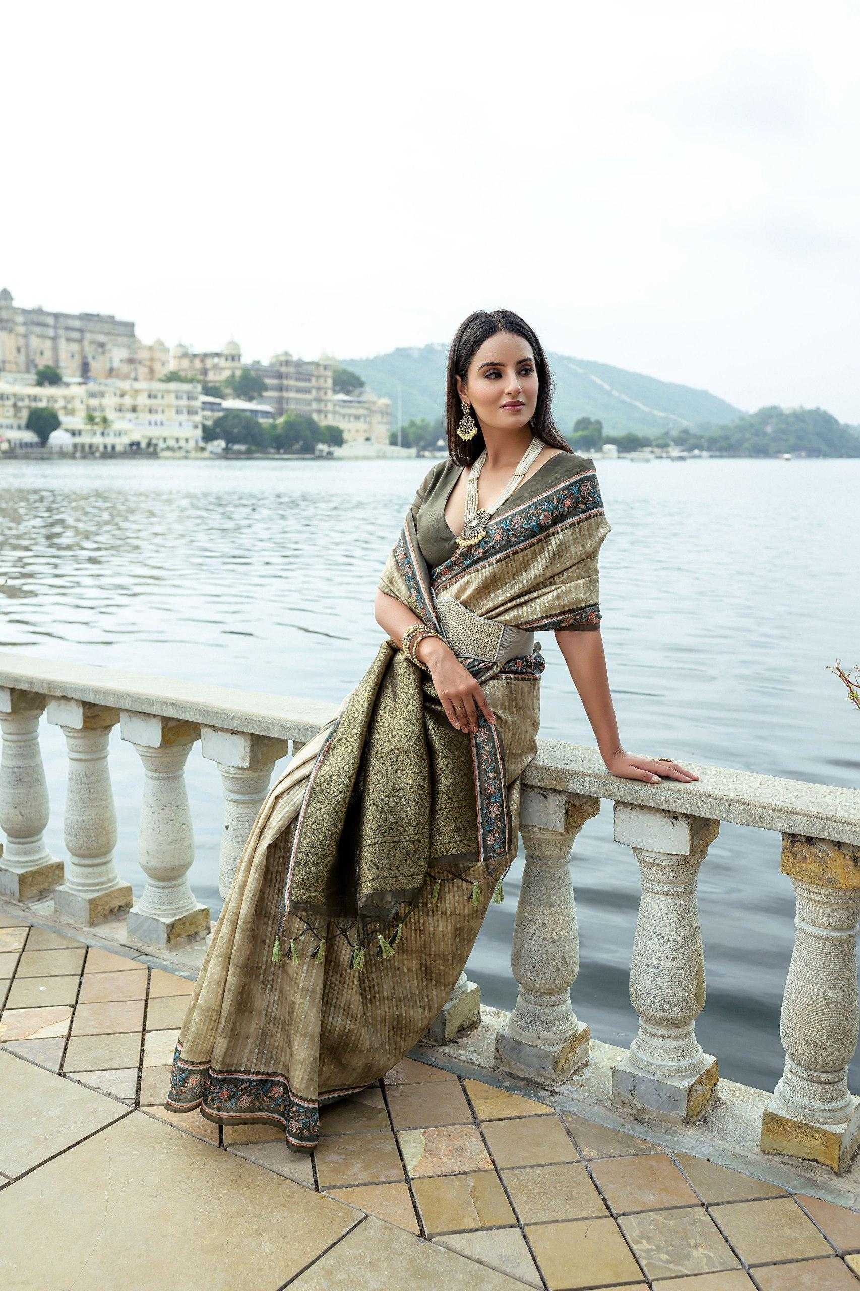 Ynf Fancy KESH532 BHAVNA FLOWER Sarees Wholesale Designer Sarees Party Wear Sarees Fancy Sarees Manufacturer