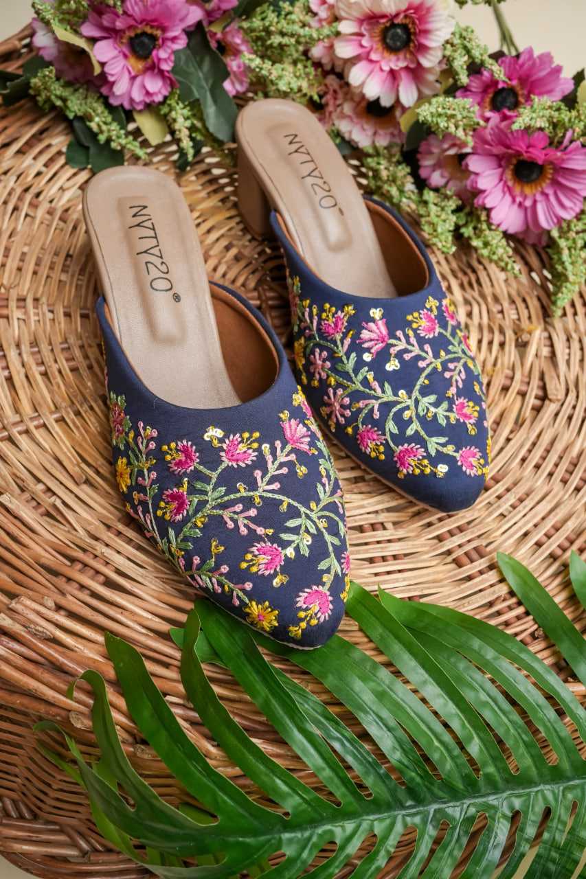 Ynf Fancy RIN188 Hills1 Women Ethnic Footwear Wholesale Designer Juttis Casual Ethnic Footwear Manufacturer