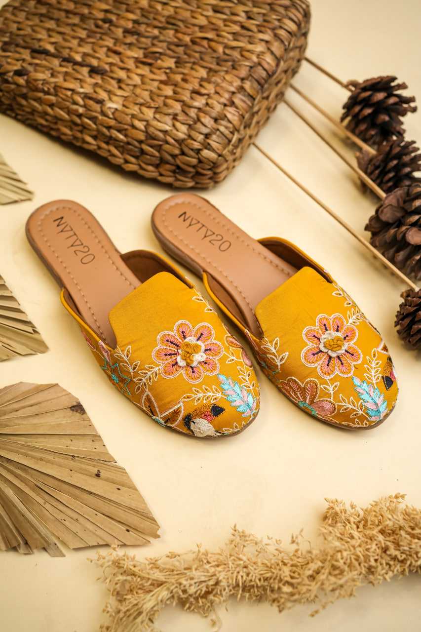 Ynf Fancy RIN188 Juti5 Women Ethnic Footwear Wholesale Designer Juttis Casual Ethnic Footwear Manufacturer
