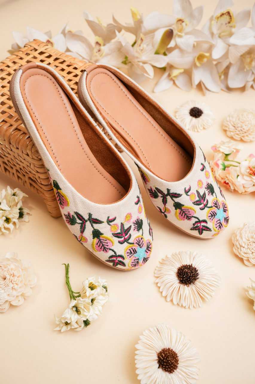 Ynf Fancy RIN188 Juti6 Women Ethnic Footwear Wholesale Designer Juttis Casual Ethnic Footwear Manufacturer