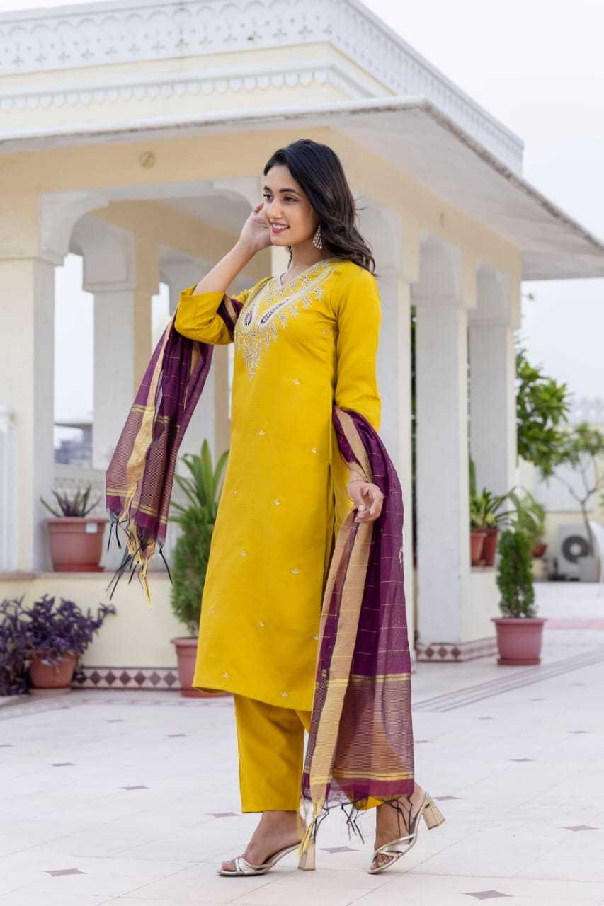 Ynf Fancy RIN222 SI-252 Kurti Wedding Collections Wholesale Designer Kurtis Embroidered Kurtis Haldi Outfits Manufacturer