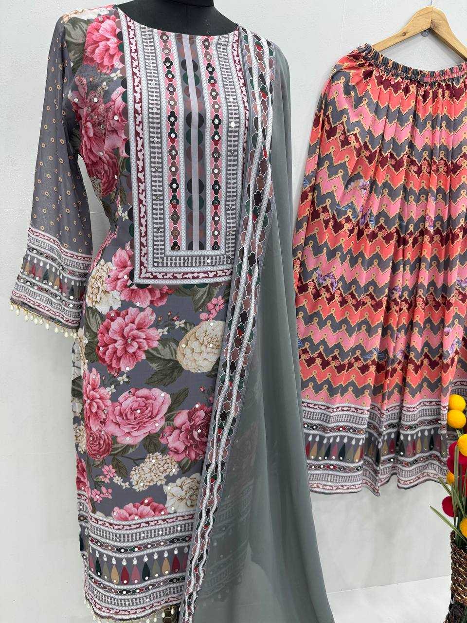 Ynf Faux Georgette KESH512 204 Suits & Dresses Wholesale Ladies Suits Dresses Designer Suits Manufacturer