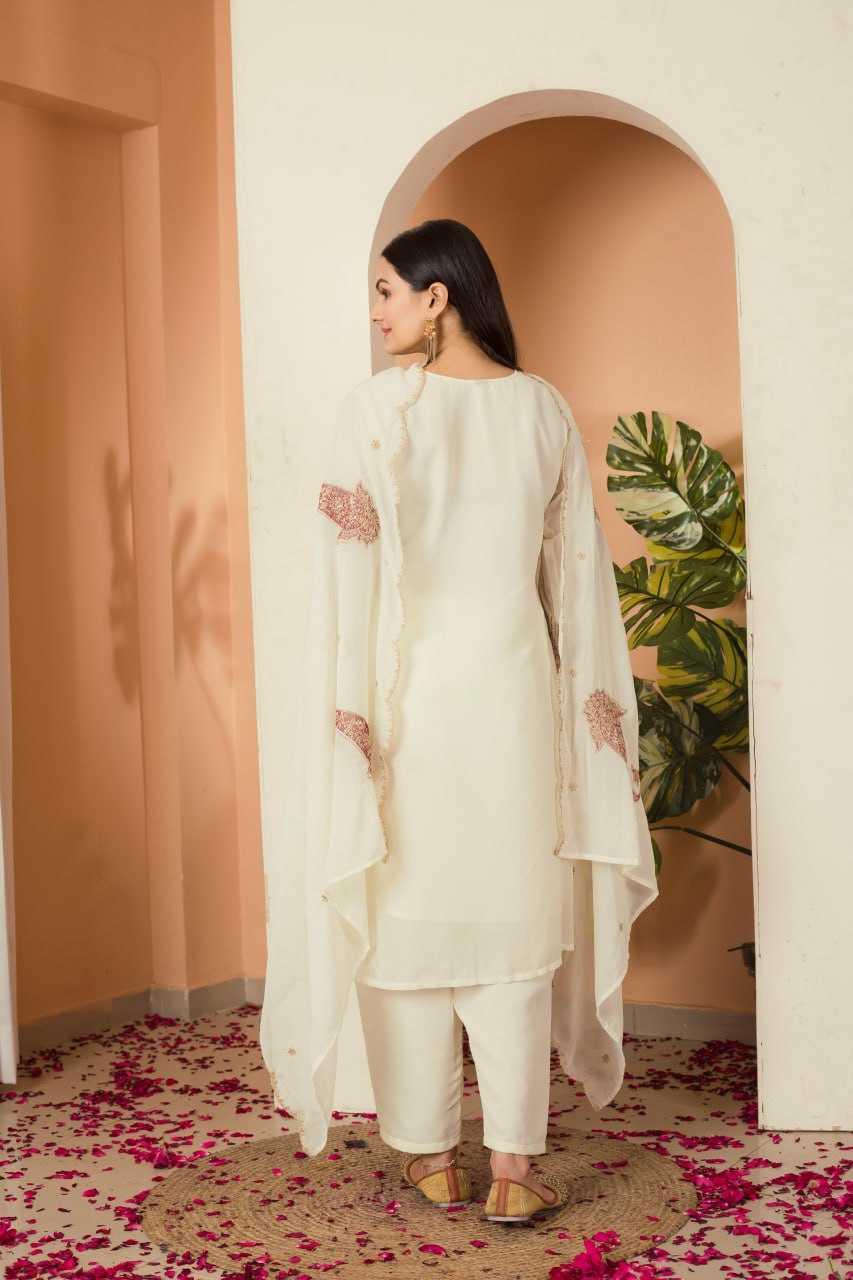 Ynf Faux Georgette KESH526 G87 Kurti Wholesale Designer Kurtis Fancy Kurti Embroidered Kurtis Manufacturer