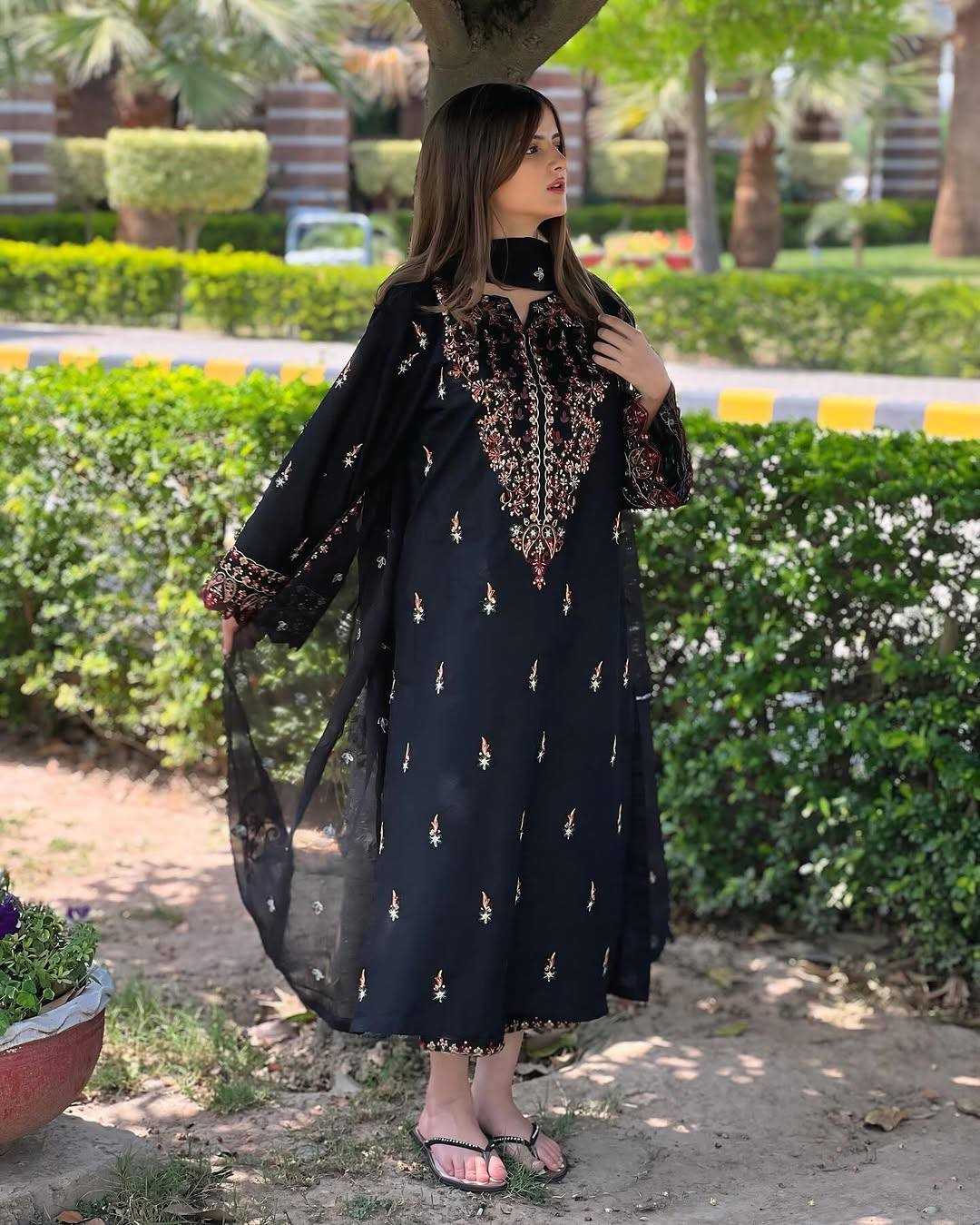 Ynf Georgette KESH492 1375 Suits & Dresses Wholesale Ladies Suits Dresses Designer dresses Manufacturer