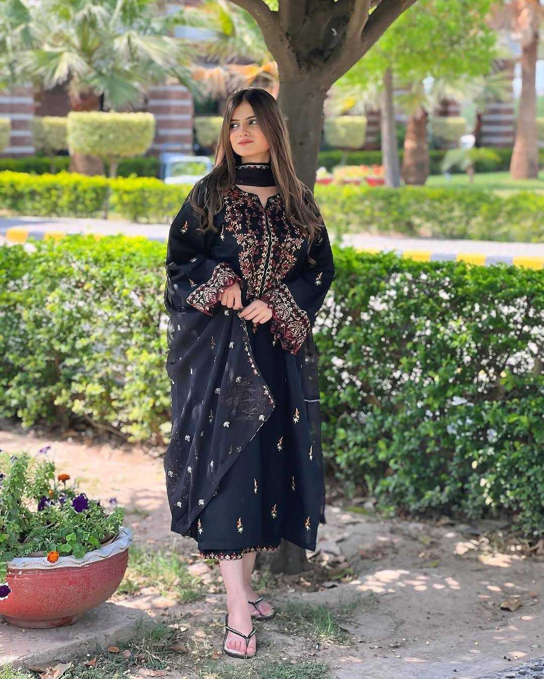 Ynf Georgette KESH492 1375 Suits & Dresses Wholesale Ladies Suits Dresses Designer dresses Manufacturer