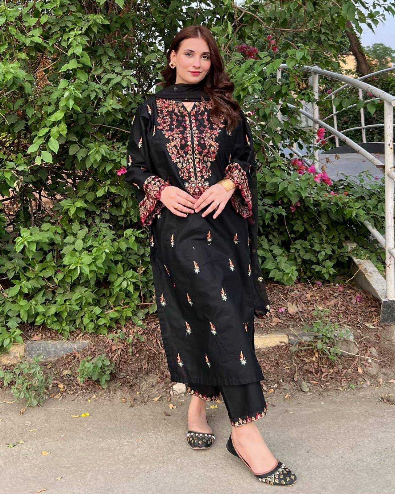 Ynf Georgette KESH492 1375 Suits & Dresses Wholesale Ladies Suits Dresses Designer dresses Manufacturer