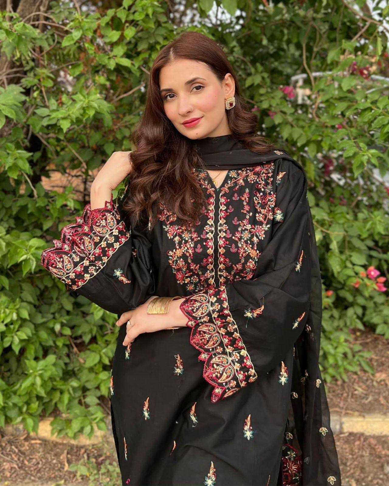 Ynf Georgette KESH492 1375 Suits & Dresses Wholesale Ladies Suits Dresses Designer dresses Manufacturer