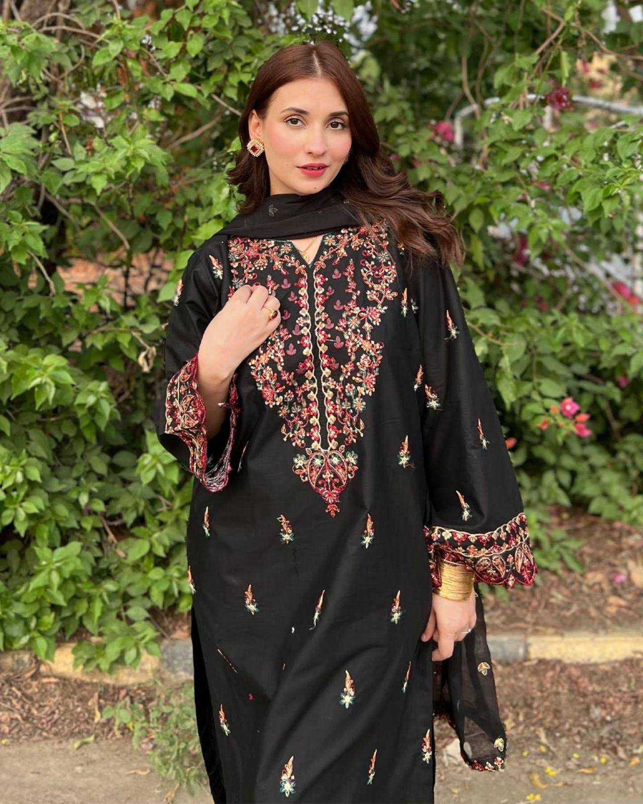 Ynf Georgette KESH492 1375 Suits & Dresses Wholesale Ladies Suits Dresses Designer dresses Manufacturer