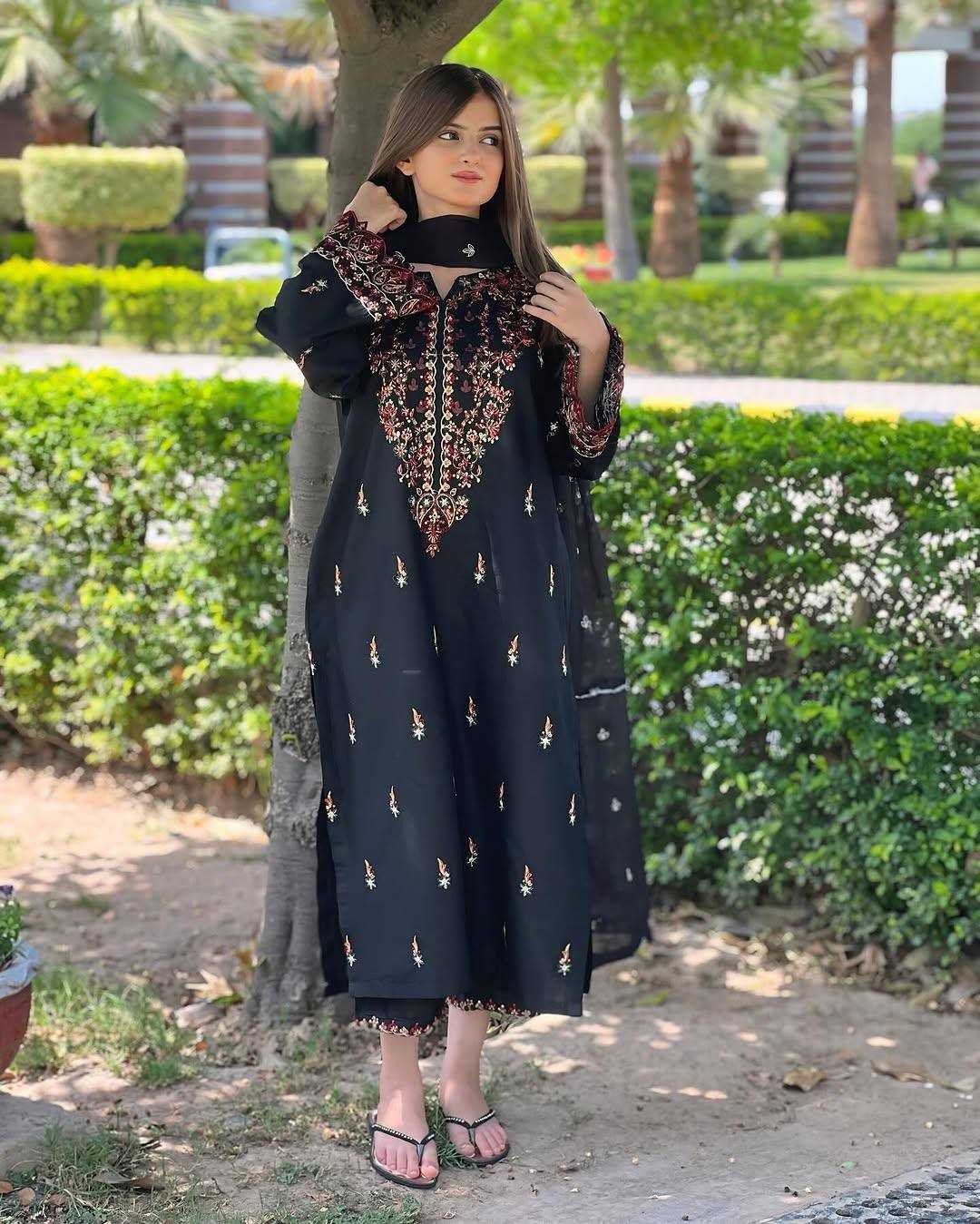 Ynf Georgette KESH492 1375 Suits & Dresses Wholesale Ladies Suits Dresses Designer dresses Manufacturer