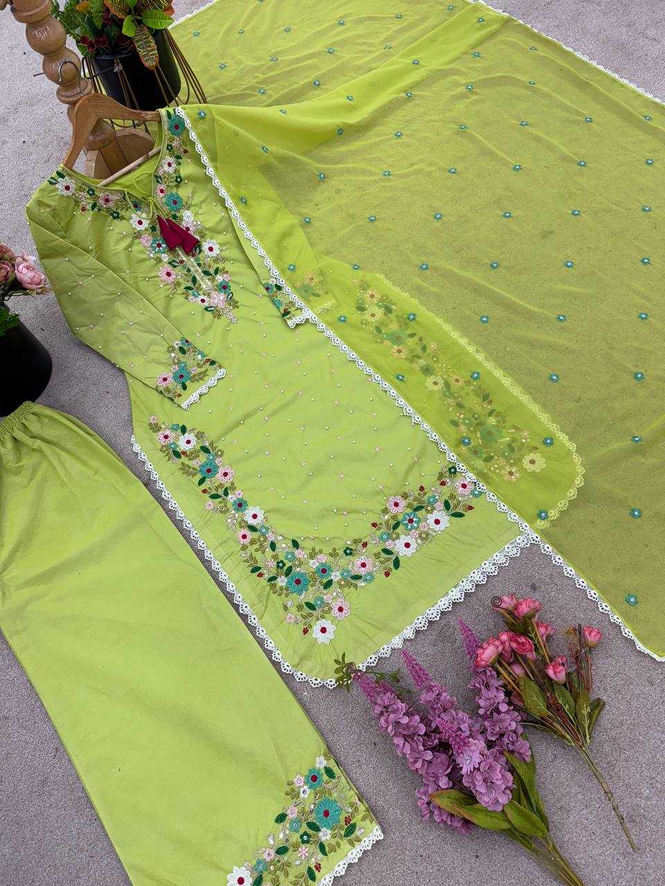 Ynf Georgette KESH499 862 Suits & Dresses Wholesale Embroidery Suits Georgette Suit Party wear suits Manufacturer