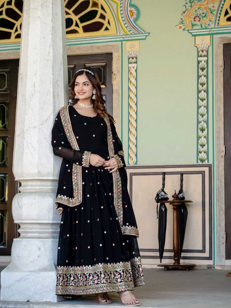 Ynf Georgette KESH507 1020 Gowns Wholesale Embroidery Gowns Georgette Gown Black Gown Manufacturer
