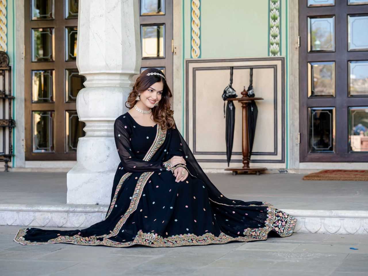 Ynf Georgette KESH507 1020 Gowns Wholesale Embroidery Gowns Georgette Gown Black Gown Manufacturer