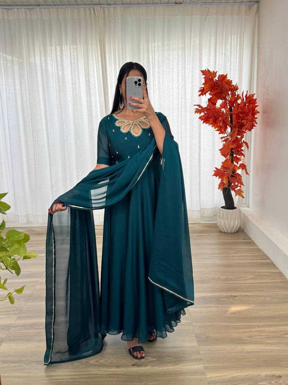 Ynf Georgette KESH513 432 Gowns Wholesale Fancy Gowns Party Wear Gowns Designer Gowns Manufacturer