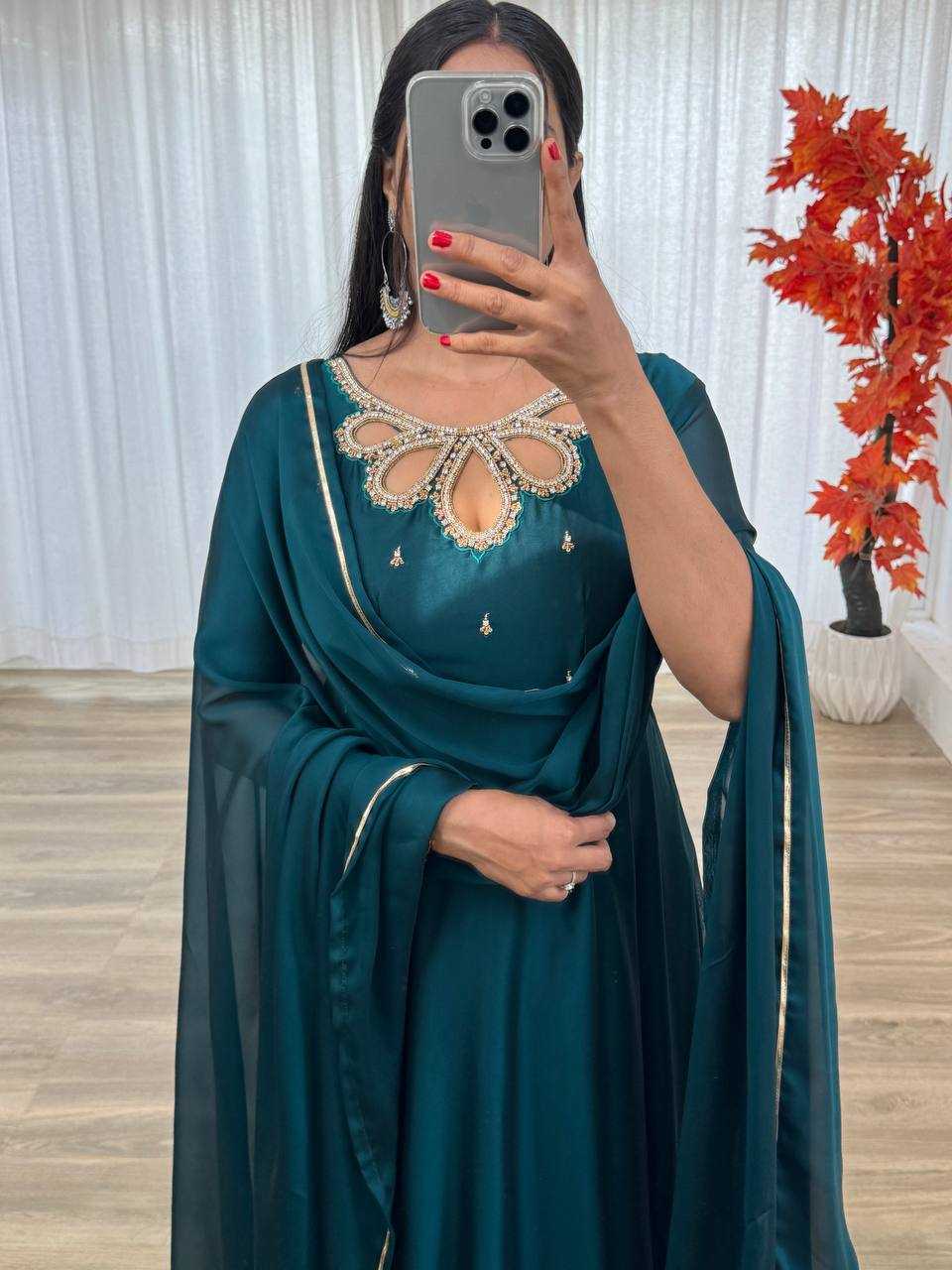 Ynf Georgette KESH513 432 Gowns Wholesale Fancy Gowns Party Wear Gowns Designer Gowns Manufacturer
