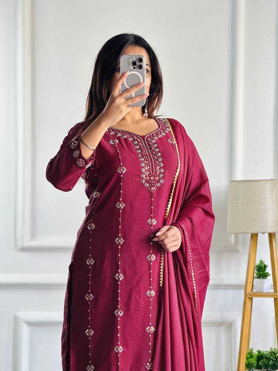 Ynf Georgette KESH523 257 Suits & Dresses Wholesale Ladies Suits Party wear suits Designer Suits Manufacturer