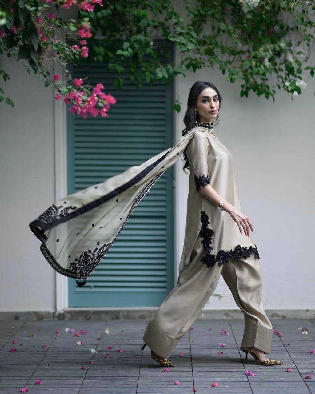 Ynf Georgette KESH523 283 Suits & Dresses Wedding Collections Festive Collections Wholesale Embroidery Suits Georgette Suit Designer Suits Manufacturer