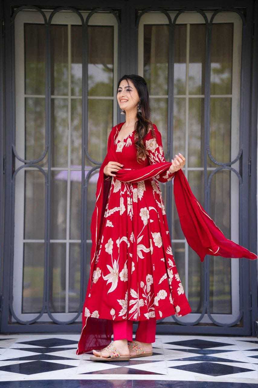 Ynf Georgette RIN157 214 Gowns Plus Size Collections Wholesale Party Gowns Georgette Gown Red Gown Manufacturer