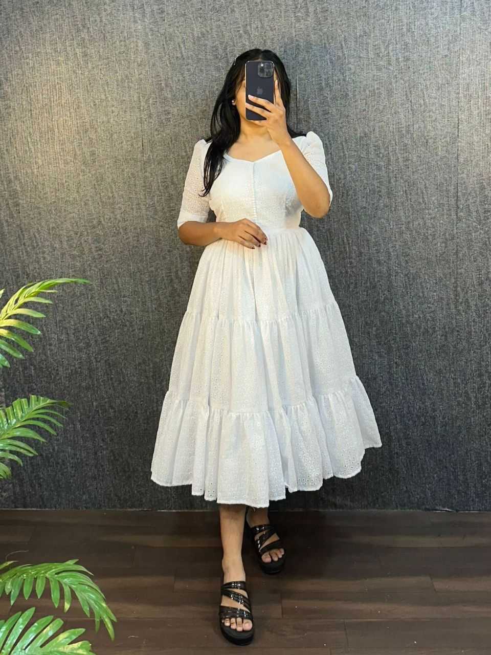 Ynf Hakoba RIN102 109 Gowns Wedding Collections Festive Collections Wholesale Fancy Gowns Party Gowns Party Wear Gowns Manufacturer